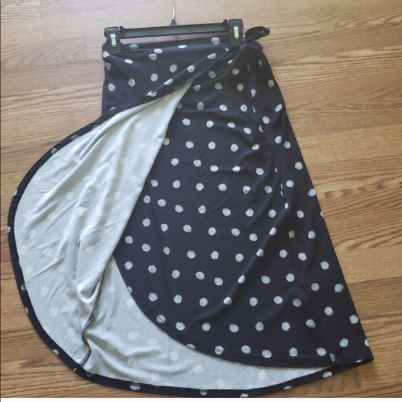 Adrienne Vittadini Polka Dot Faux Wrap Skirt - Picture 3 of 9